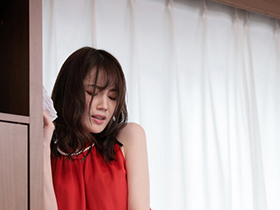 交通事故でケガを装い淫らな行為を要求する当たり屋親子に狙われた公務員の妻　本田もも　サンプル画像03